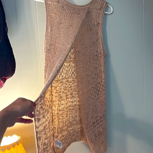 Maurice woman open back sweater vest/peachy pink/Large/Boho/Spring time - Picture 3 of 7